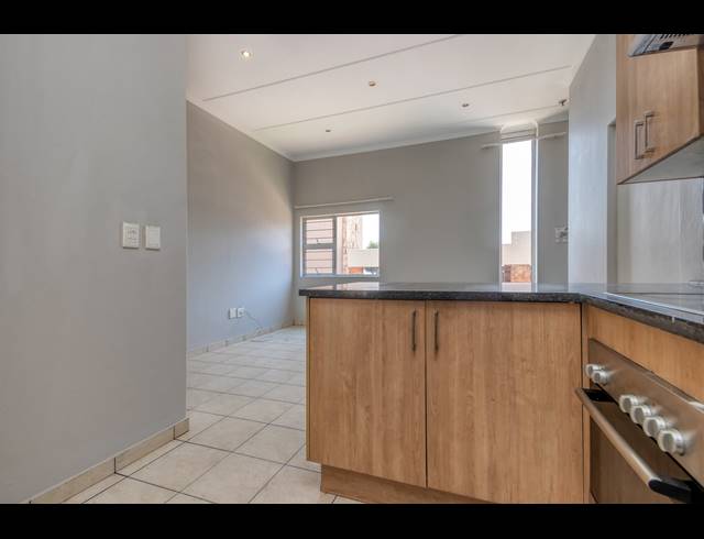 1 BEDROOM APARTMENT RENTED IN NORTHCLIFF